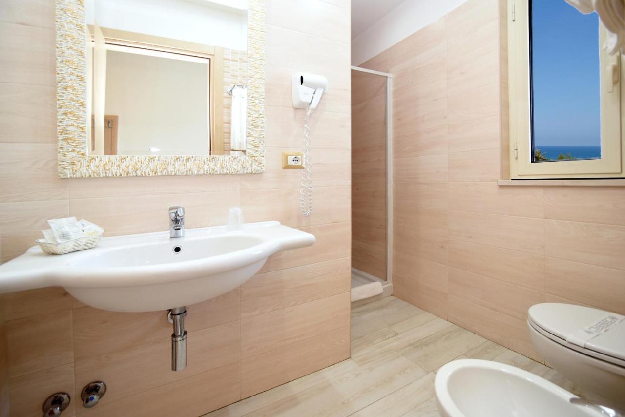 Hotel Incanto Peschici Ngoại thất bức ảnh